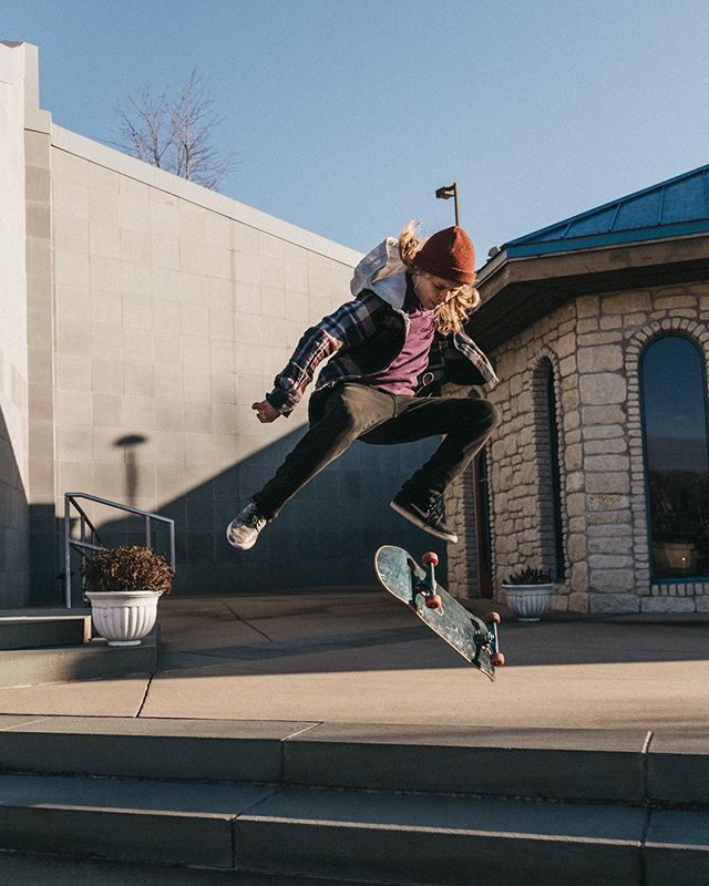 New boards are in and the holiday sale is on! Take 15% off all orders through Dec 31st using HOLIDAY15 at checkout. ✨: @isaiah_stone 📷: @hennythepooh .
.
.
#skateboard #skateboarding #skatelife #cruiserboard #cruiserboarding #oldschoolskateboards #oldschoolskateboarding #longboard #longboarding #handmade #handcrafted #madebyhand #design #madeinusa #americanmade #fashion #style #fw18 #houston #texas #tx #mensfashion #menswear #mensstyle